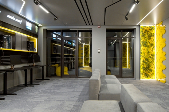 2024英雄联盟全球总决赛创纪录观看人数694万的背后故事